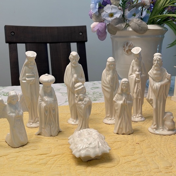 Holiday Vintage 1pc White Ceramic Bisque Figurines Poshmark